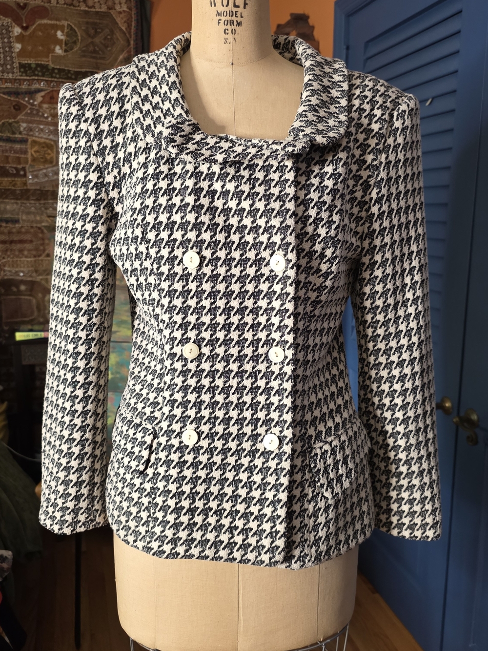 Classic Black and White Houndstooth Double-Breasted Blazer